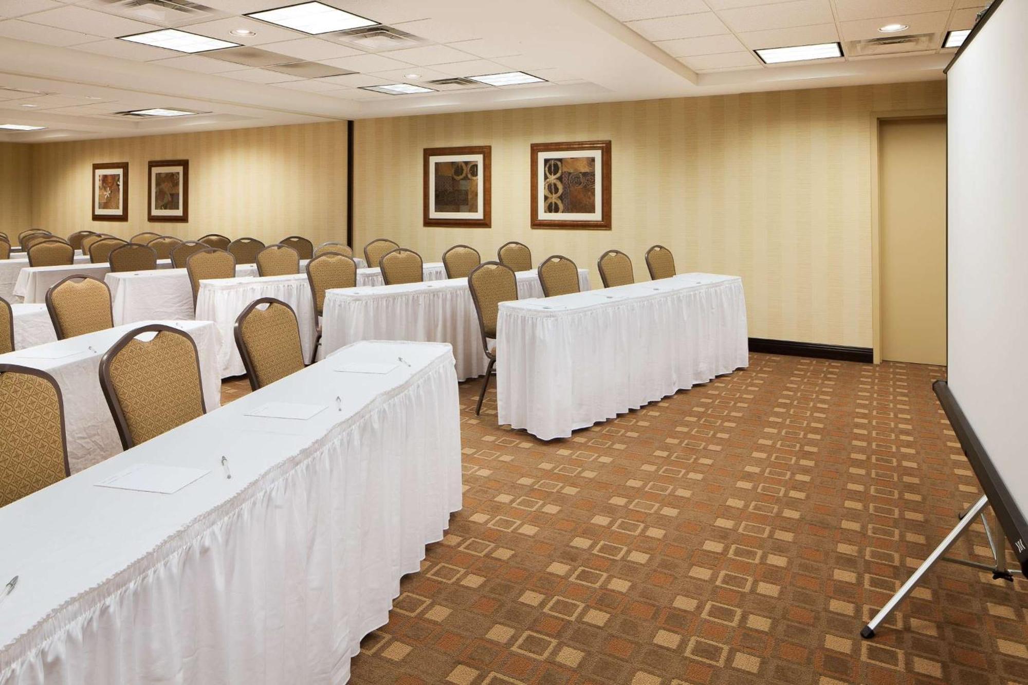 Hampton Inn & Suites Chicago/Saint Charles Eksteriør bilde